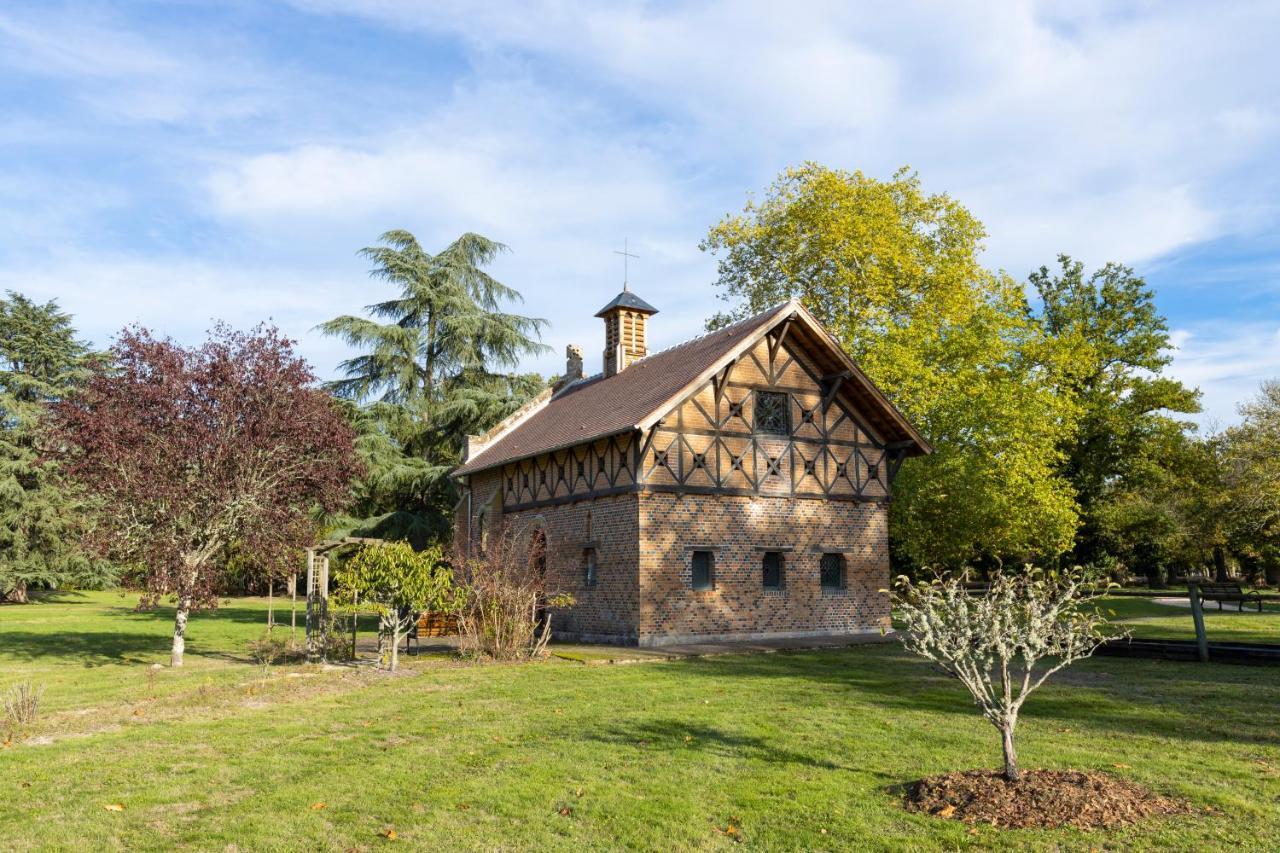 Domaine De Mont-Evray Hotel Nouan-le-Fuzelier Exterior foto