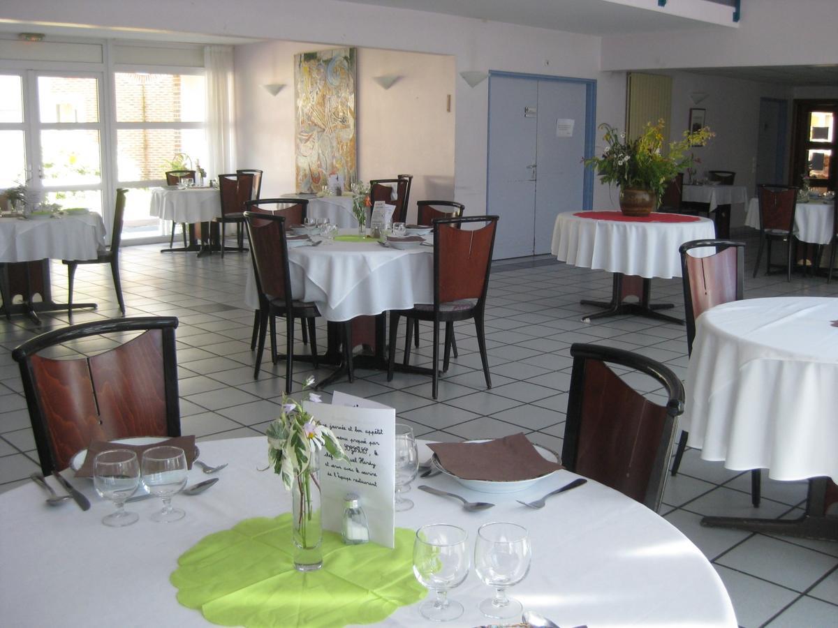 Domaine De Mont-Evray Hotel Nouan-le-Fuzelier Exterior foto